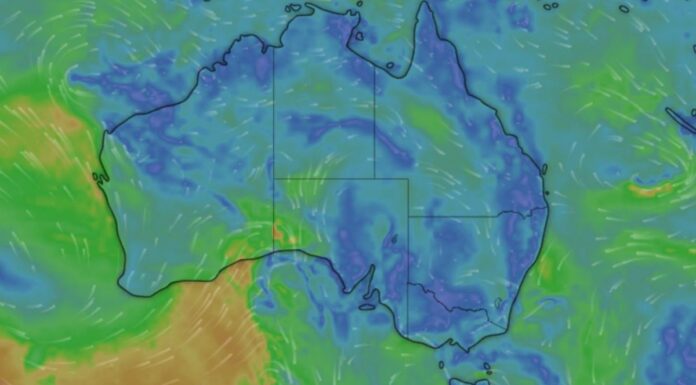 호주 동부 해안, 거대한 우박, 강력한 폭풍과 추가적인 홍수 경고 The east coast, including some parts of inland Queensland, are bracing for more storms. (Windy.com)