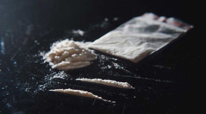 코카인으로 착각한 약물 복용으로 사망자 발생, NSW 보건 당국 경고 A spate of overdoses involving drugs thought to be cocaine have prompted a NSW Health warning. (iStock)