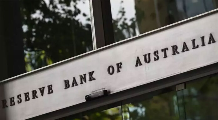 중앙은행 4년 만에 처음으로 기준금리 0.25% 인하 The RBA has reported another loss, which means the government misses out on a dividend payment. (Dean LewinsAAP PHOTOS)