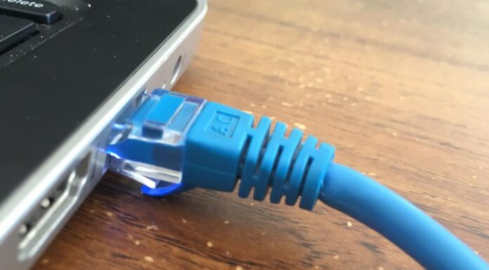 TPG 광대역 서비스, 10일 고객 서비스 중단 발생 TPG Telecom says broadband services for customers of TPG, Vodafone, iiNet, Internode and Kogan are being affected. (Photo File)