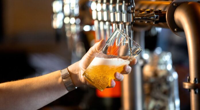 호주 맥주가격 인상 The alcohol excise is expected to increase between 2-3 per cent on February 3. (Getty)