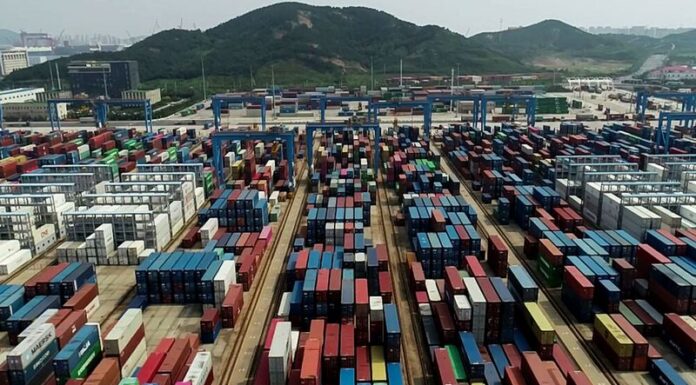 호주 달러 약세 원인과 그것이 우리 경제에 미치는 영향은 무엇인가? Australia and the fortunes of the dollar will be affected by a global trade war. (Getty)