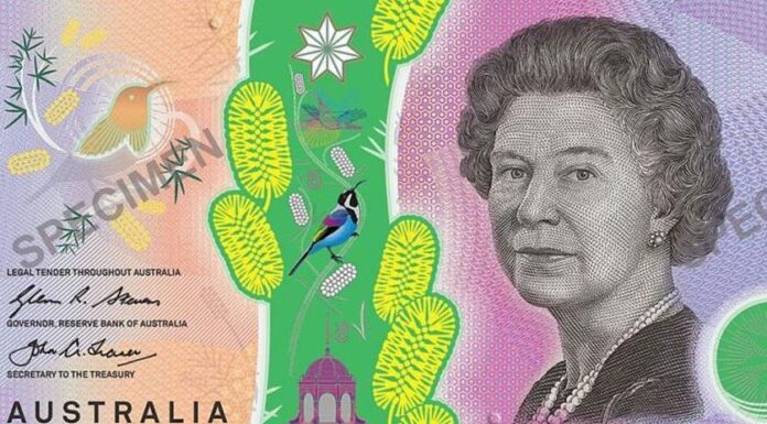 호주 새로운 5달러 지폐, 찰스 3세 대신 원주민 테마로 교체 Queen Elizabeth II has been on the $5 since 1992. Picture Reserve Bank of AustraliaHandout