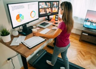 호주 회사들 재택 근무 중단 촉구 속 WFH 재택 근무 근로자 권리 설명 There are many Aussies who work from home who may not be aware of their rights. Picture iStock