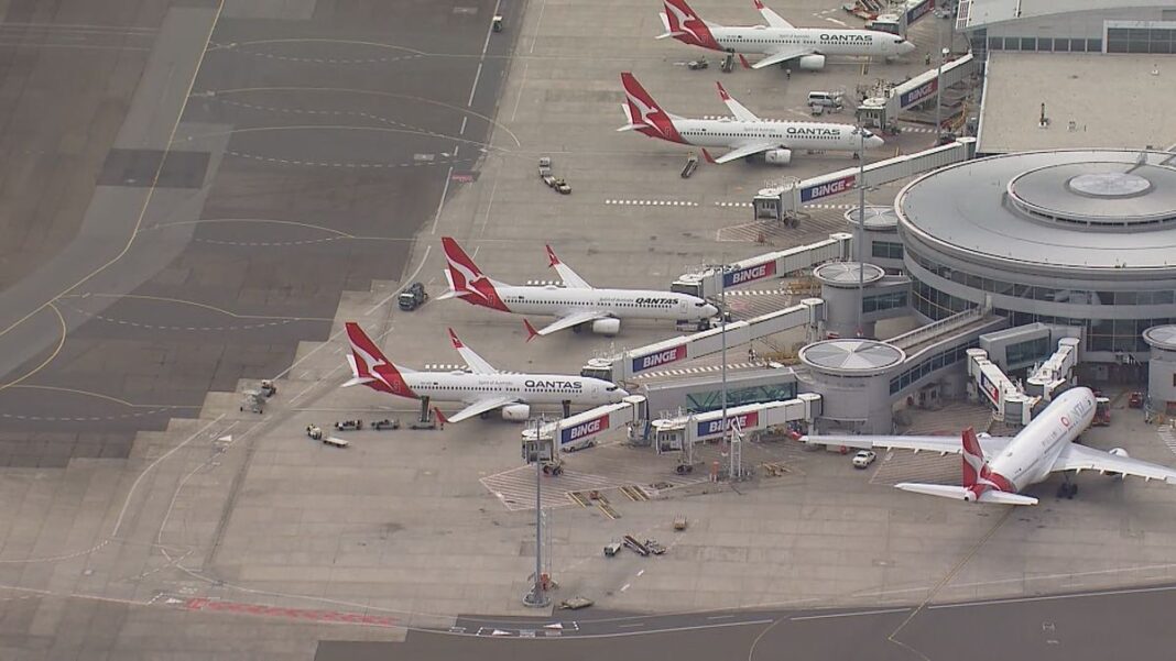 Smoke was spotted in the cockpit shortly after takeoff. (9News)