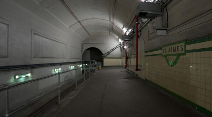 시드니 숨겨진 지하 터널들 100년 만에 처음으로 공개 The ghost tunnels underneath Sydney's Hyde Park have been abandoned for more than a century. (Nine)
