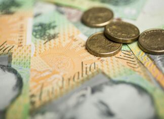 25-26년도 연방정부 예산백서 발표 The Australian dollar hit an almost-five-year low against the greenback this morning. (Dominic Lorrimer)