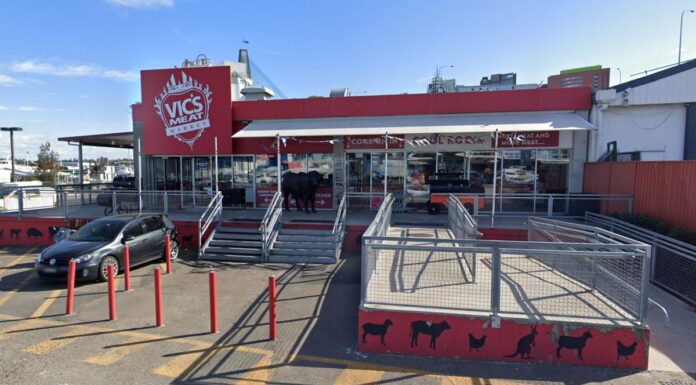 호주 시드니 피시마켓, 관계 악화로 인기 정육점 문 닫아 Vic's Meat has been operating out of the Pyrmont Fish Markets for 11 years, and they were planning on moving into the revamped precinct when it opens later this year. (Google Earth)