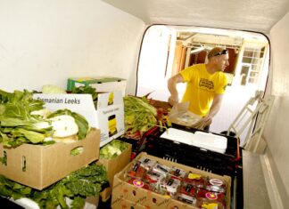 호주 전역에서 매달 5만 명 식량 지원 거절 당해…‘보이지 않는 국가적 위기 OzHarvest's latest survey of frontline charities has found 50,000 people are being turned away from food charities per month this year. (Steven Siewert)