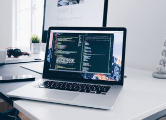 호주, 온라인 법원 시스템 해킹 사건 발생 christopher gower_unsplash