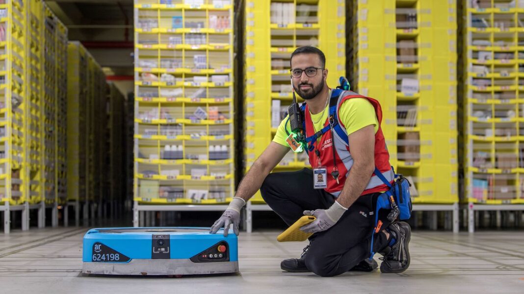 Open positions include packers and sorters, forklift drivers and more. (Supplied_9news)