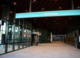 호주 시드니 Zetland, 메트로 개통에도 교통 사각지대 여전 Waterloo Metro Station. Credit Bianca De MarchiAAP Image