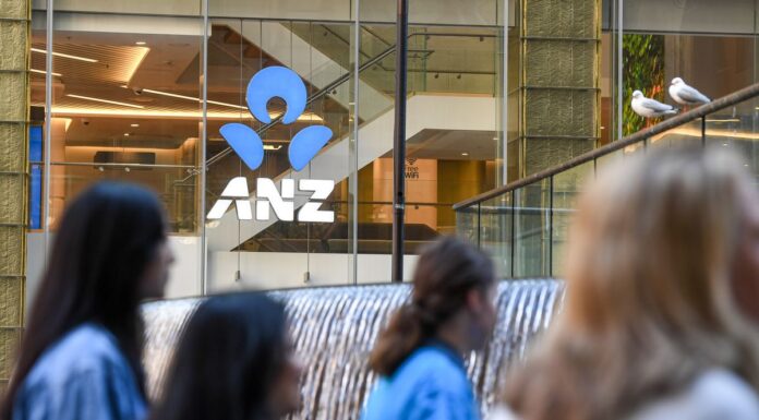 호주, ANZ 은행 고정금리 인하 11일 앞당겨 ANZ announced today that its fixed-rate mortgage offers have dropped by between 0.05 and 0.40 percentage points. (Peter Rae)