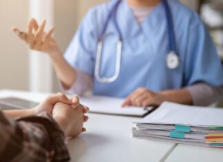 NSW, ADHD 치료 위해 GP 진료 권한 확대 New changes to the treatment of ADHD in New South Wales hope to cut red tape by upskilling GPs and granting them extended powers. (Getty)