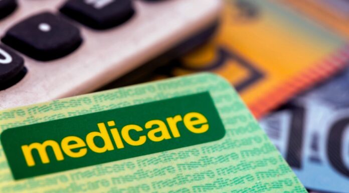 호주 해외 여행자 11개 국가서 메디케어 카드 사용 가능 AAP Dave Hunt