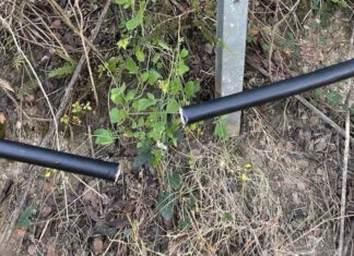 20일 시드니 기차 길포드 고전압 전선 사고후 노선 정상 운행 Damage-to-train-wires-at-Guildford.-(Nine)