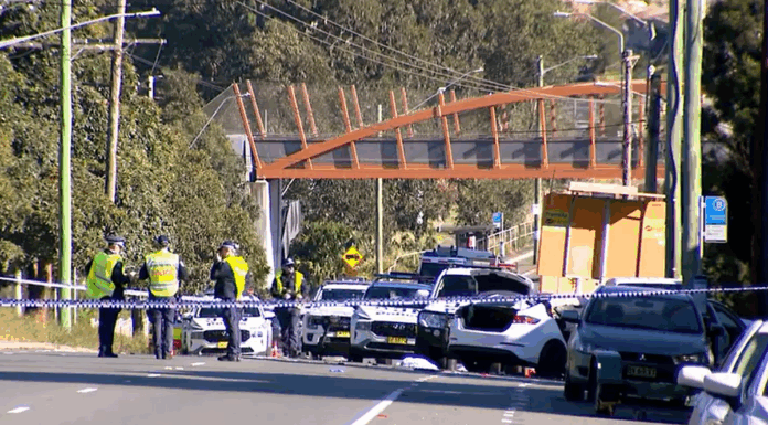 호주 뉴캐슬, 10대 차량과 충돌로 여성과 태아 사망 The actions of police are also under investigation after officers tried to stop the car in Newcastle early this morning. (Nine)