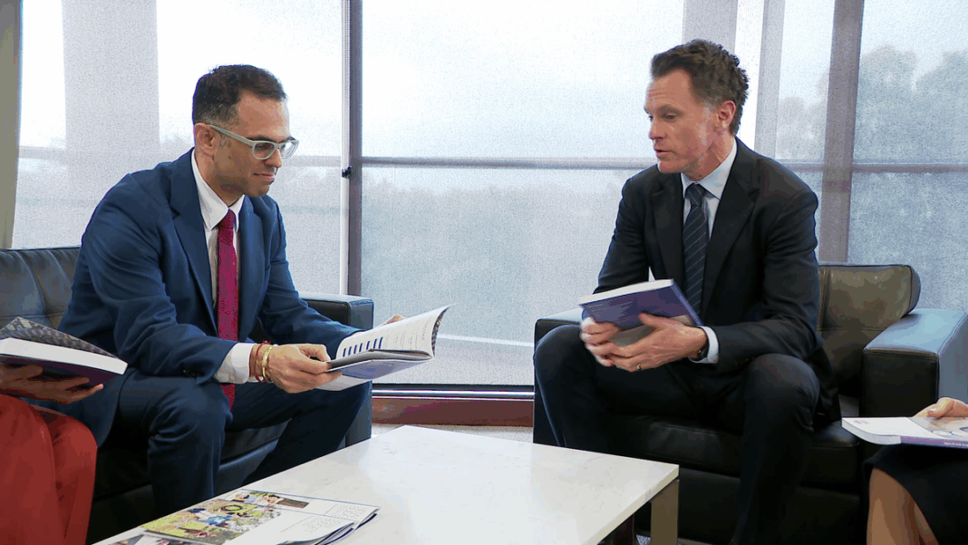 NSW Treasurer Daniel Mookhey and Premier Chris Minns. (Nine)