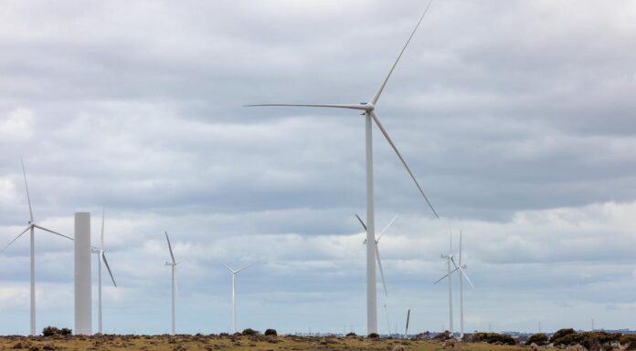 호주 빅토리아 Codrington 풍력 발전소, 25년 만에 폐쇄 예정 The Codrington Farm is “approaching the end of its technical life”. Picture NewsWireNadir Kinani