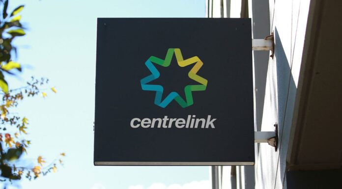 호주 전역, 7월 1일부터 복지 수당 인상 Cente rlink payments will increase for 2.4 million Aussies by 2.4 per cent from July 1. (Dylan Coker The Sydney Morning Herald)