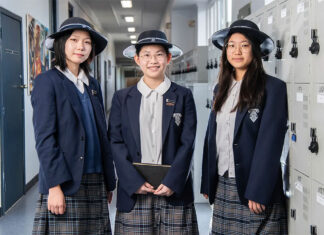 국제 학생 시드니 인기 공립학교 선호 Strathfield Girls High School international students Liwon Ahn, Yashan Liang and Changyue Liu.CreditSteve Siewert