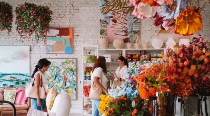 NSW 오렌지, 가장 매력적인 트리 체인지 지역 중 하나로 부상 Domain_Out_of_Town_Orange_10_droj9w_Stores like Jumbled boost tourism in the area. Photo Pauline Morrissey_domain.com.au