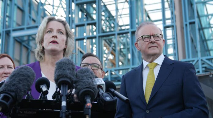 호주, 10월부터 첫 주택 구매자 5%로 내집마련 가능 Clare O'Neil says the scheme will help Australians own sooner. (ABC News_Adam Kennedy)