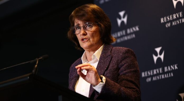 호주 중앙은행, 공식 금리3.6%로 인하 Michele Bullock said the RBA didn't consider a larger rate cut than the 25 basis points it handed down. (Dominic Lorrimer)