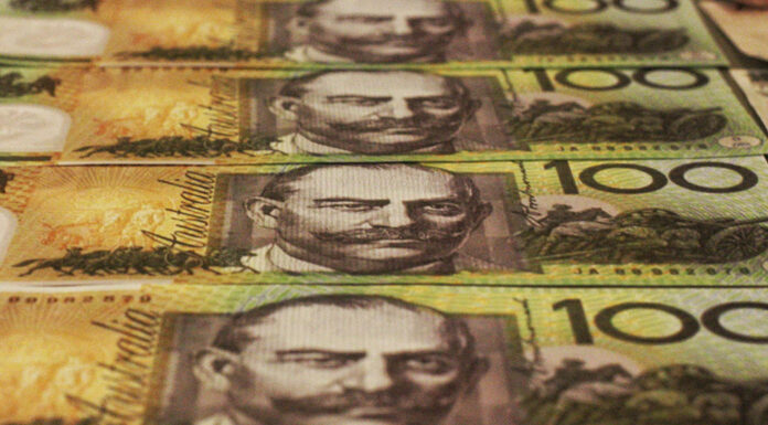 매트리스 아래에 숨겨둔 1,037억 달러 투자 방법 Unsplash의Joshua Hoehne