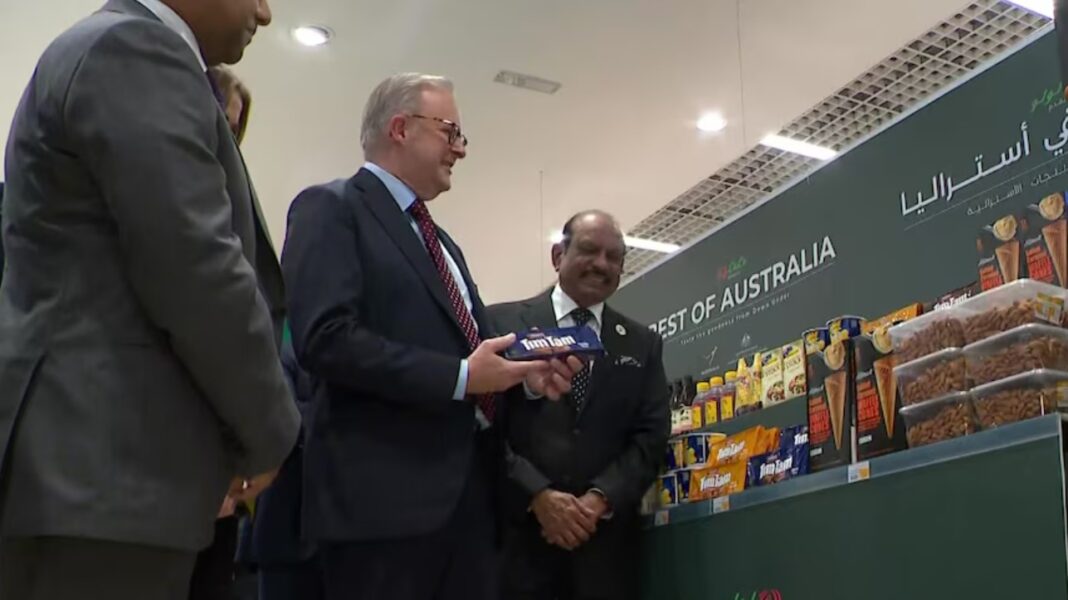 Prime Minister Anthony Albanese said he had invited LuLu Hypermarket to open business in Australia. (ABC News)
