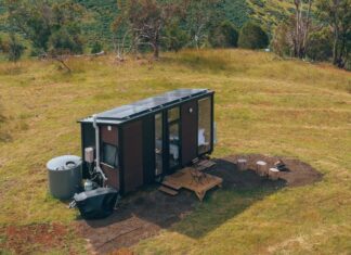호주 NSW, 이동식 소형주택 규제 간소화 시범 시행 One NSW council plans to trial simpler planning rules for tiny mobile homes. (Tiny Away)_9news