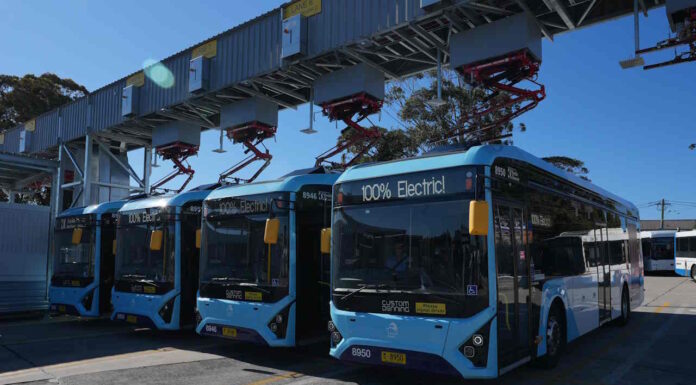 시드니 브룩베일, NSW 최초 전기버스 고속충전 차고지 공개 20250915-Brookvale-ZEB-Electric-Bus-Depot_03_Image Credit Transport for NSW_thedriven