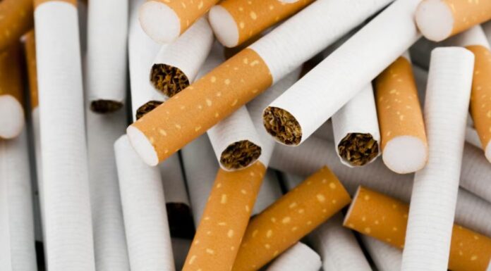 호주, 담배세 인하 요구 일축 The Treasurer shut down calls to slash tobacco taxes. Picture iStock_news.com.au