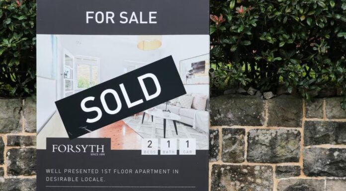 호주, 첫 주택 구매자 정책이 집값 상승 부추겨 The government’s housing scheme will start on Wednesday. Picture NewsWire Gaye Gerard_news.com.au