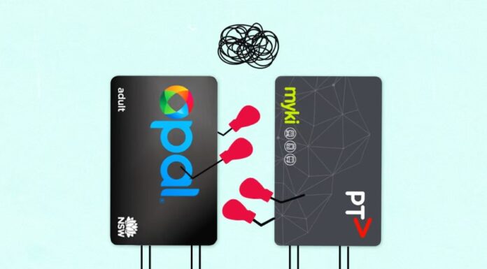 호주 시드니-멜버른 교통카드 개선 Transport experts agree that Sydney’s Opal card is far superior to Melbourne’s Myki – for now. Illustration Victoria HartGuardian design