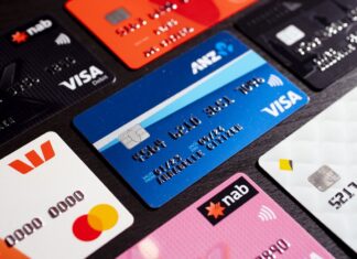 호주 중앙은행, “현금 사용 원하면 계속 보장” 약속 More and more Australians are moving to digital payments. (Dominic Lorrimer)_9news