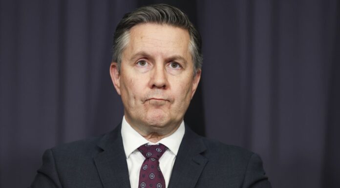 호주 아동 치과 지원금, 다수 가정에서 미신청 Health Minister Mark Butler has encouraged Australians to sign their kids up for the Child Dental Benefits Schedule. (Alex Ellinghausen)