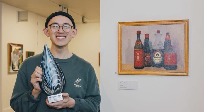 시드니 의사, 그림 취미로 시작해 2만 달러 미술상 수상 The paediatric registrar only started painting a year ago. (Supplied)_9news