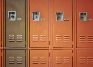 NSW 공립 초·중등 학생 10명 중 1명 정학처분 급증 johua hoehne_unsplash