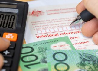 호주 전역, 세금 신고 지연 시 최대 1650달러 벌금 부과 가능 Australians have less than three weeks to submit their tax returns to avoid penalties exceeding $1500. (Getty)_9news