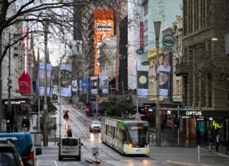 호주 CEO, 시드니에서 “재택근무는 사라지지 않는다” 입장 전환 Australian chief executives have backflipped on forecasts that workers will be forced back to the office five days a week.CreditEddie Jim_the sydney morning herald