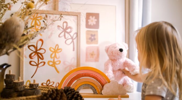 미국 샌디에이고 심리학자, “아이 방에 전자기기 두지 말라” katie_emslie_unsplash