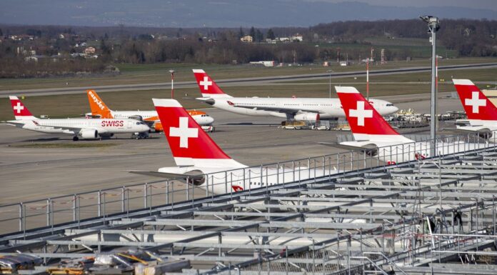 호주인 유럽 여행시, 새로운 자동화 출입국 시스템 확인 요망 Geneva Airport in Switzerland, which is part of the Schengen Zone despite being outside of the EU. (AP)_9NEWS