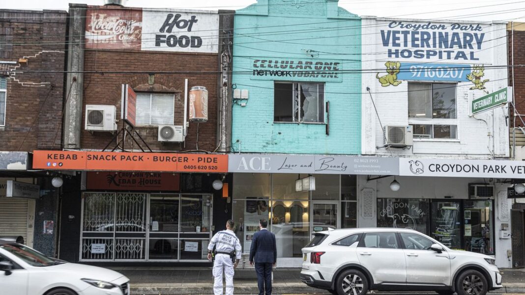 Aftermath of overnight's shooting at Croydon Park. (Thomas Wielecki)