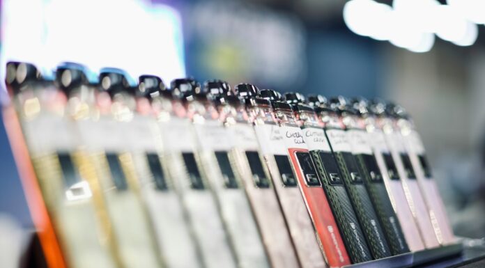 호주 노던비치, 불법 담배 판매 편의점 3곳 영업정지 mrhz_sierra alpha juliet_unsplash