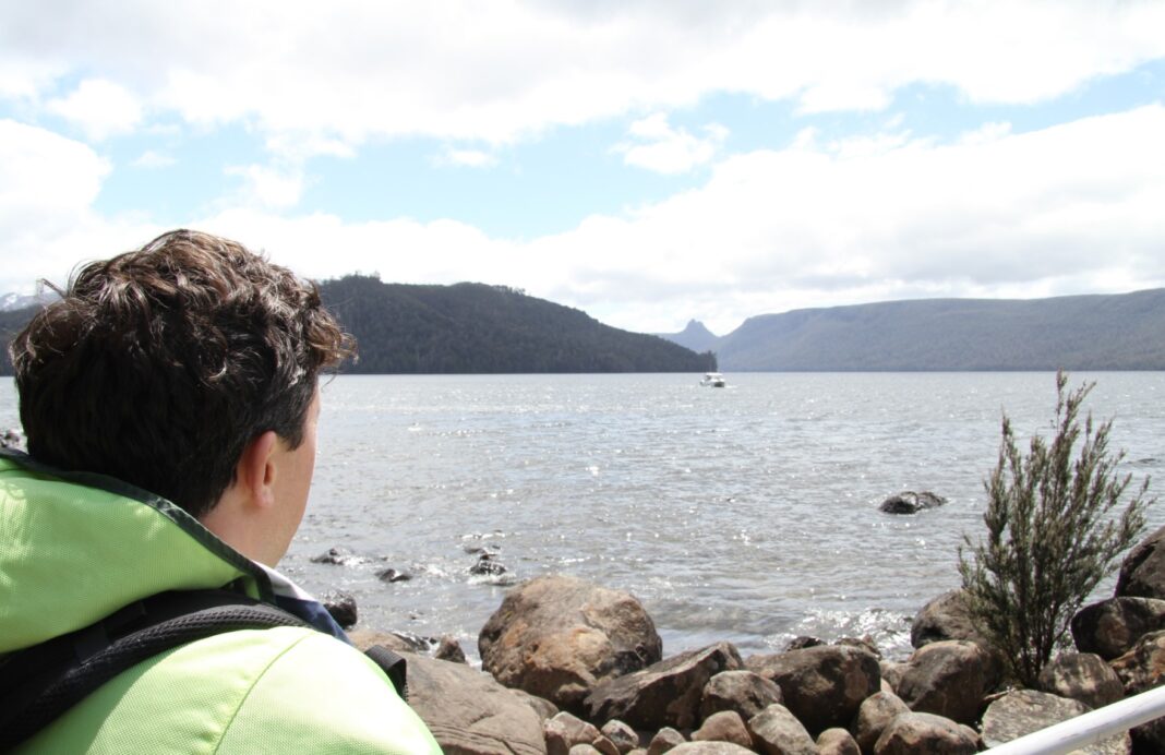 RV sourth cape returns from a survey on lake st clair_source_psiro