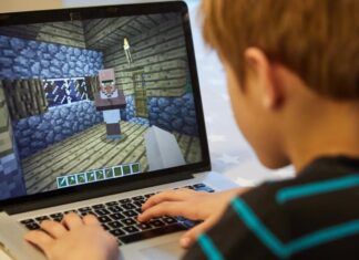 호주, 트위치(Twitch) 12월 10일부터 16세 미만 이용 금지 Australian users under 16 will have their Twitch accounts deactivated after the ban takes effect. Picture Georg WendtPicture Alliance via Getty Images_news.com.au