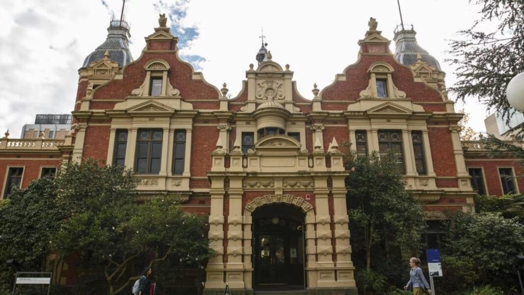 One student said rich Melbourne Uni kids spent their Centrelink money on festival tickets.Picture NCA NewsWire Daniel Pockett_nesw.com.au