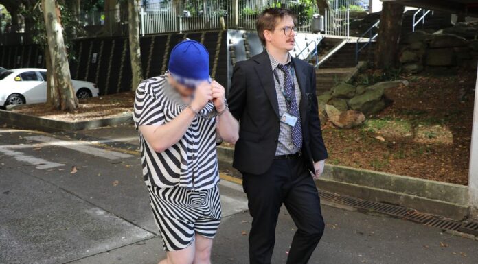 호주 유명인 4명 오컬트 의식 아동 학대물 혐의로 체포 A 26-year-old Waterloo man was arrested, police will allege he is the leader of the group. (SuppliedNSW Police)_9news