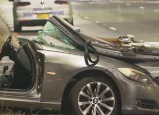 호주 시드니 리버풀 차량 추격 사고…10대 어머니 사과 Three women were injured, one critically. (Nine)